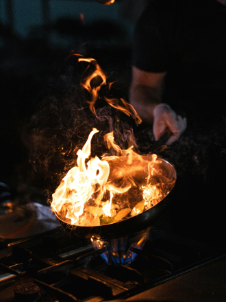 restaurant normandie cuisson poele à la flamme